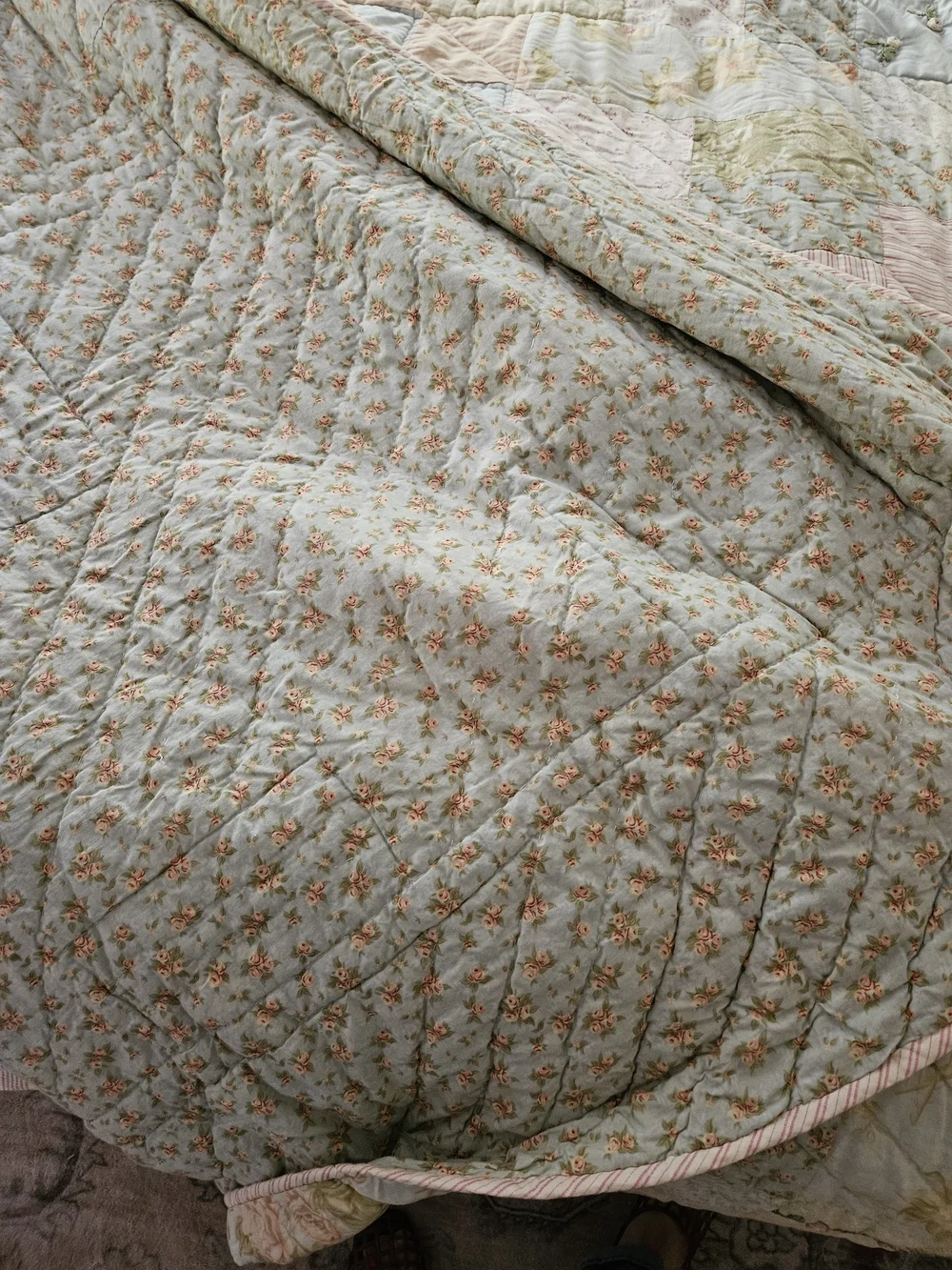 Patchwork Pastel Quilt Set With 3 Shams in Soft Blue, Cream & Pink